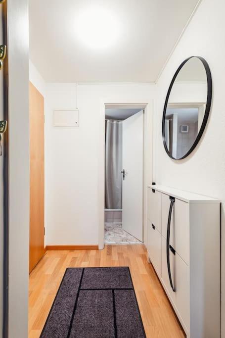 Charmante Wohnung An Beliebter, Urbaner Lage ซูริก ภายนอก รูปภาพ